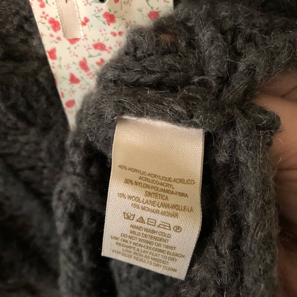 BNWT Free People Pullover Fluff Sweater - Picture 7 of 7